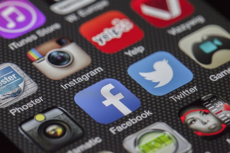 Social media icons representing online spats